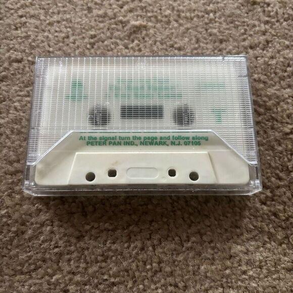 Peter Pan Book And Tape Bugs Bunny/The Road Runner Cassette Tape - Picture 4 of 4